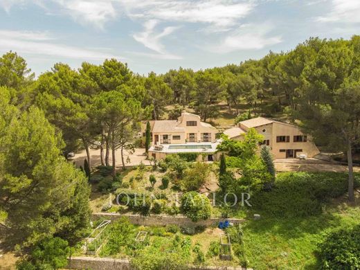Luxury home in Simiane-Collongue, Bouches-du-Rhône