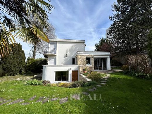 Casa de lujo en Le Pecq-sur-Seine, Yvelines