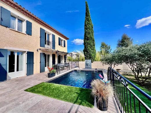 Villa a Rousson, Gard