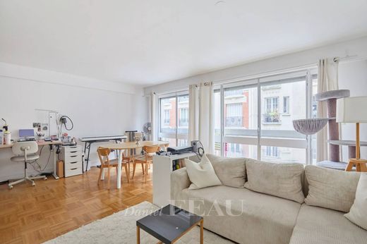 Apartment in La Muette, Auteuil, Porte Dauphine, Paris