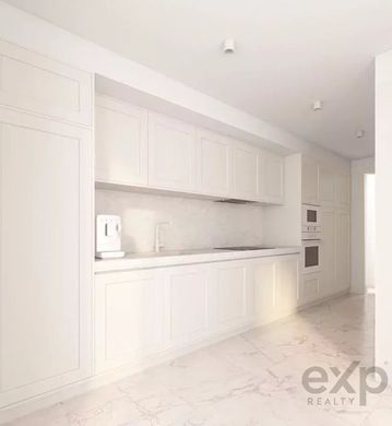 Apartment in Alcântara, Almada