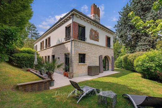 Luxury home in Garches, Hauts-de-Seine