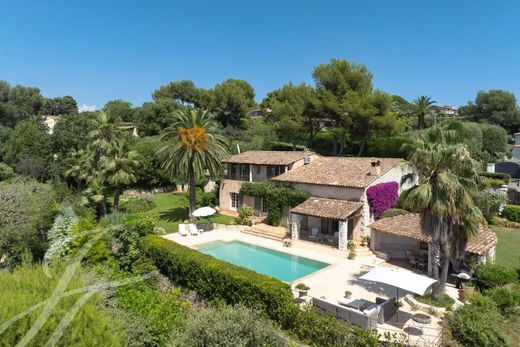 Luxe woning in La Colle-sur-Loup, Alpes-Maritimes