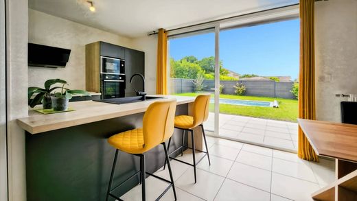 Luxe woning in Yvoire, Haute-Savoie