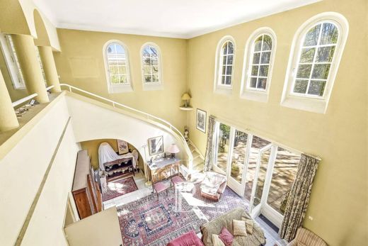 Luxury home in Le Bouscat, Gironde