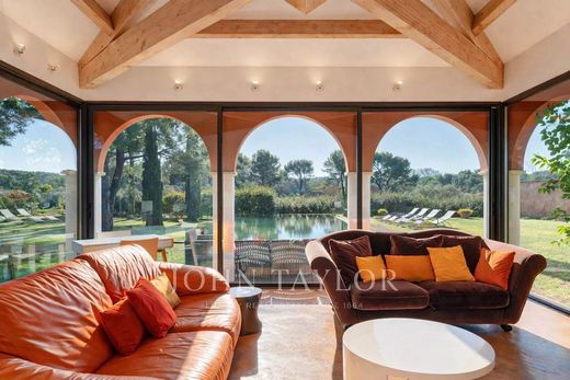 Luxury home in Ventabren, Bouches-du-Rhône