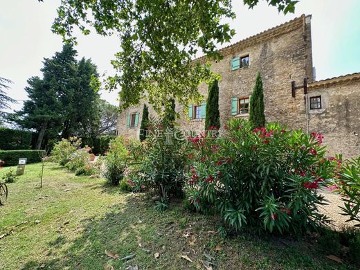 Rural ou fazenda - Vénéjan, Gard