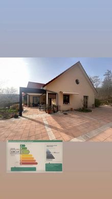 Villa in Beaune, Cote d'Or