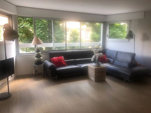 Appartement in Neuilly-sur-Seine, Hauts-de-Seine