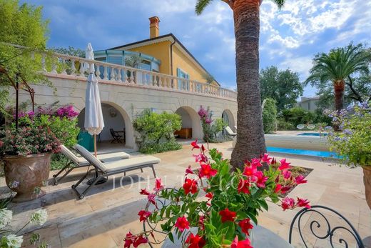 Luxury home in Vence, Alpes-Maritimes