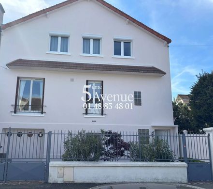 Luxury home in Joinville-le-Pont, Val-de-Marne