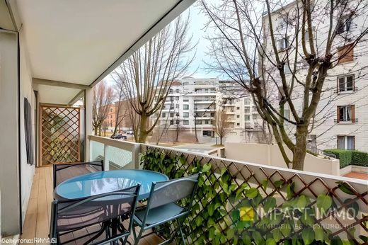 ‏דירה ב  Levallois-Perret, Hauts-de-Seine