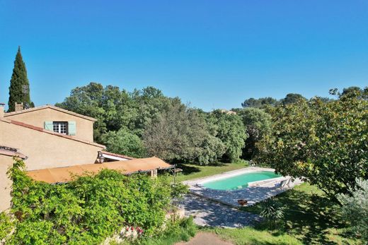 Luxury home in Uzès, Gard