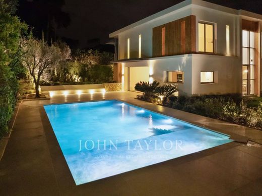 Luxury home in Mougins, Alpes-Maritimes
