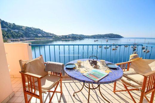 Apartment / Etagenwohnung in Villefranche-sur-Mer, Alpes-Maritimes