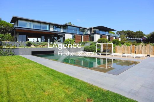 ﻓﻴﻼ ﻓﻲ Ramatuelle, Var