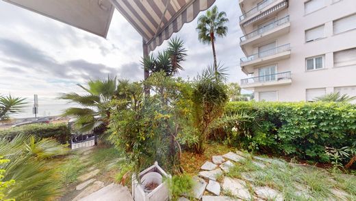 Apartment in Menton, Alpes-Maritimes