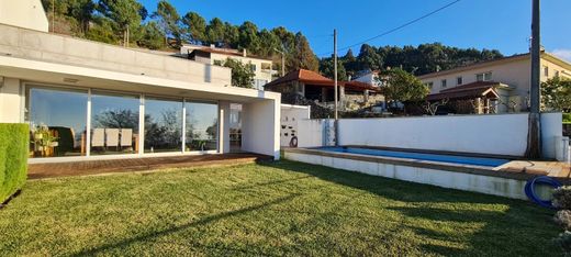 Einfamilienhaus in Areosa, Viana do Castelo