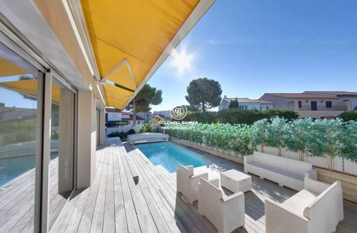 Luxury home in Saint-Cyprien, Pyrénées-Orientales