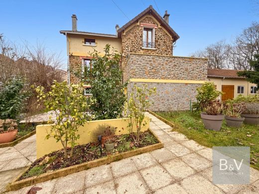 Luxury home in Le Raincy, Seine-Saint-Denis