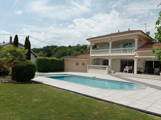 Villa in Bourg-Saint-Christophe, Ain