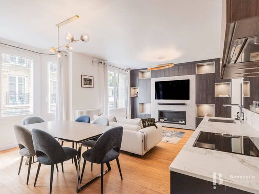 Apartament w Monceau, Courcelles, Ternes, Paris