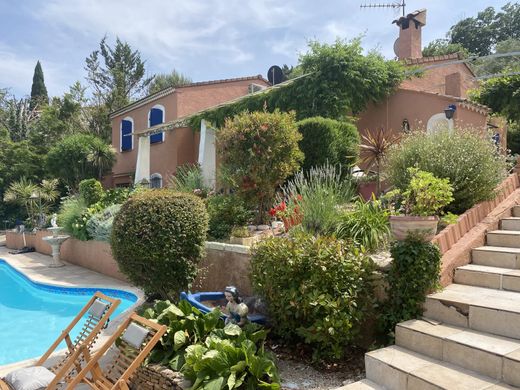 Villa in Auriol, Bouches-du-Rhône