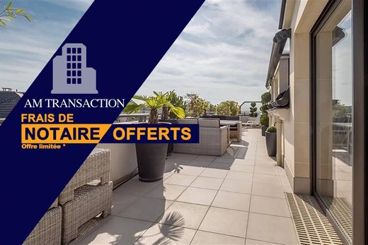 Apartment in Vanves, Hauts-de-Seine