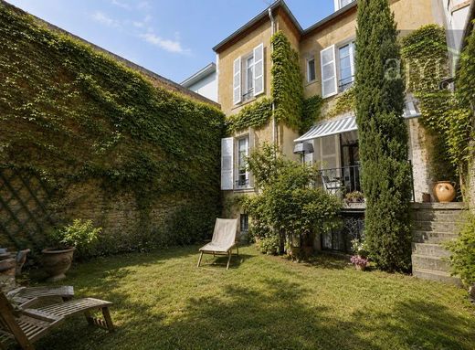 Villa - Vichy, Allier