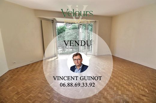 Apartment / Etagenwohnung in Saint-Germain-en-Laye, Yvelines