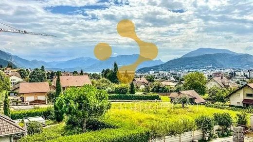 아파트 / Annecy-le-Vieux, Haute-Savoie