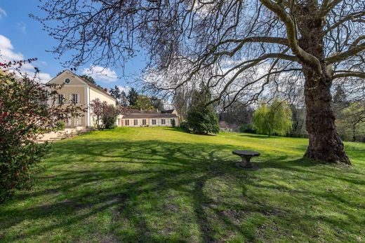 Maison de luxe à Luzarches, Val-d'Oise