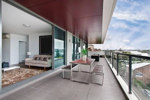 Apartament w Puteaux, Hauts-de-Seine