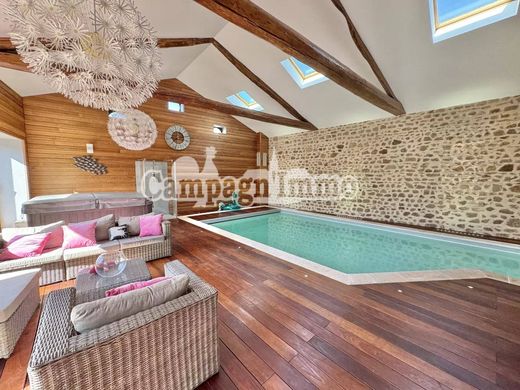 Luxe woning in Longessaigne, Rhône