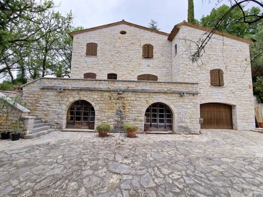 Villa à Saint-Jeannet, Alpes-Maritimes