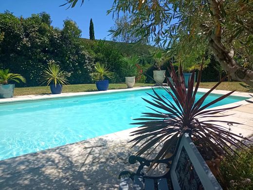 Villa in Alba-la-Romaine, Ardèche