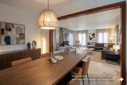 Luksusowy dom w Saint-Fargeau-Ponthierry, Seine-et-Marne