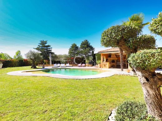 Luxury home in Genas, Rhône