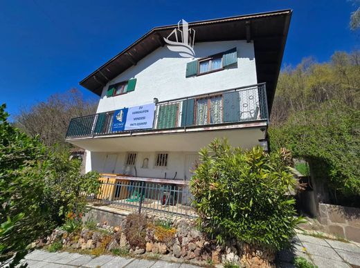 Luxus-Haus in San Michele All'Adige, Trient