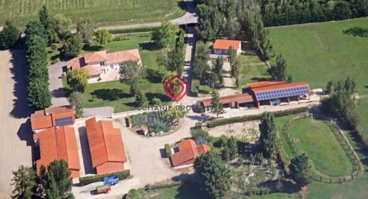 Lüks ev Villeneuve-du-Paréage, Ariège