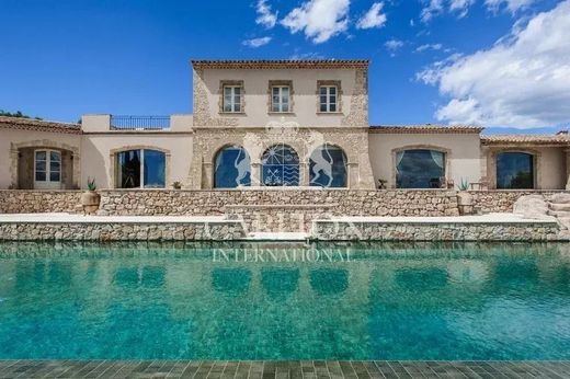 Luxus-Haus in Châteauneuf-Grasse, Alpes-Maritimes