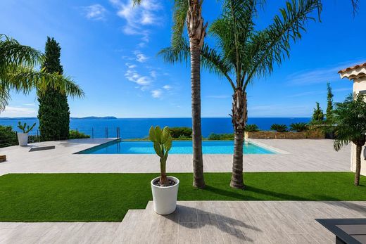 Luxury home in Carqueiranne, Var