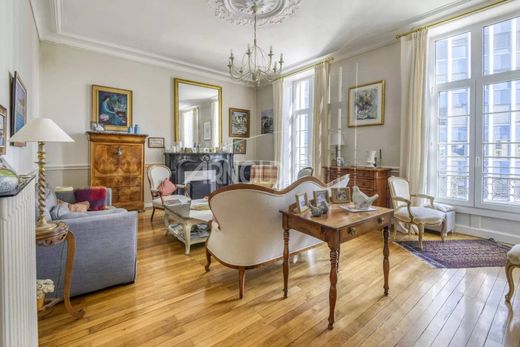 Apartment / Etagenwohnung in Nantes, Loire-Atlantique