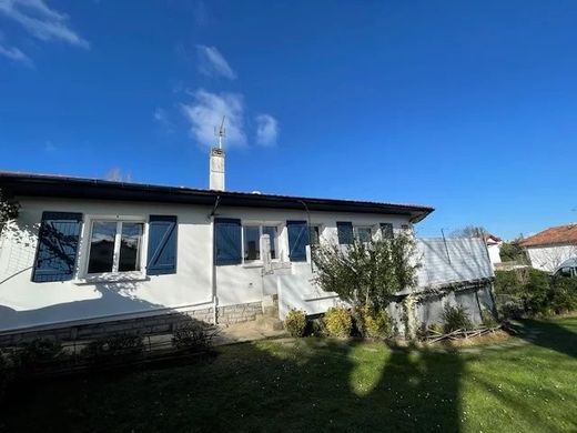 Maison de luxe à Urrugne, Pyrénées-Atlantiques