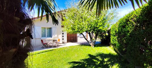 Casa de luxo - Annecy-le-Vieux, Alta Sabóia