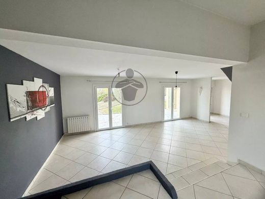 Luksusowy dom w Prades-le-Lez, Hérault