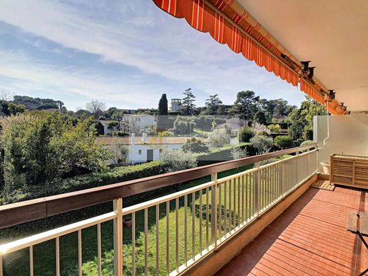 ﺷﻘﺔ ﻓﻲ Antibes, Alpes-Maritimes