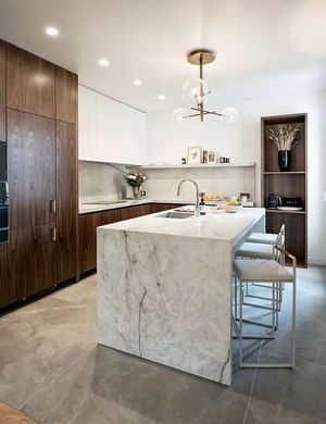 Apartment in Fontenay-aux-Roses, Hauts-de-Seine