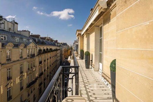 Apartment / Etagenwohnung in Champs-Elysées, Madeleine, Triangle d’or, Paris