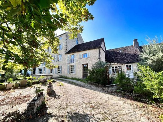 Luxury home in Beaune, Cote d'Or